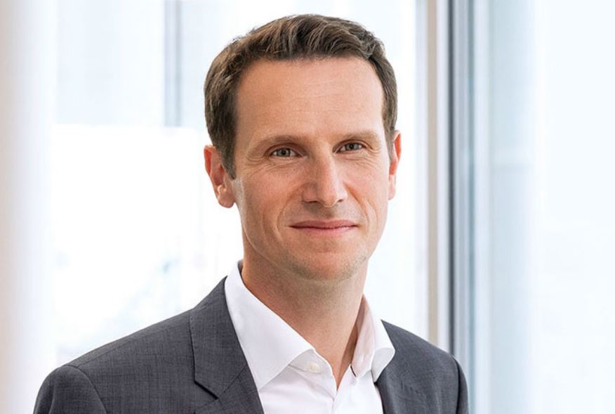 Novartis, Steven Baert
